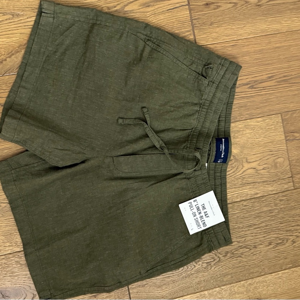 Abercrombie & Fitch Dark Green Flat Front Shorts